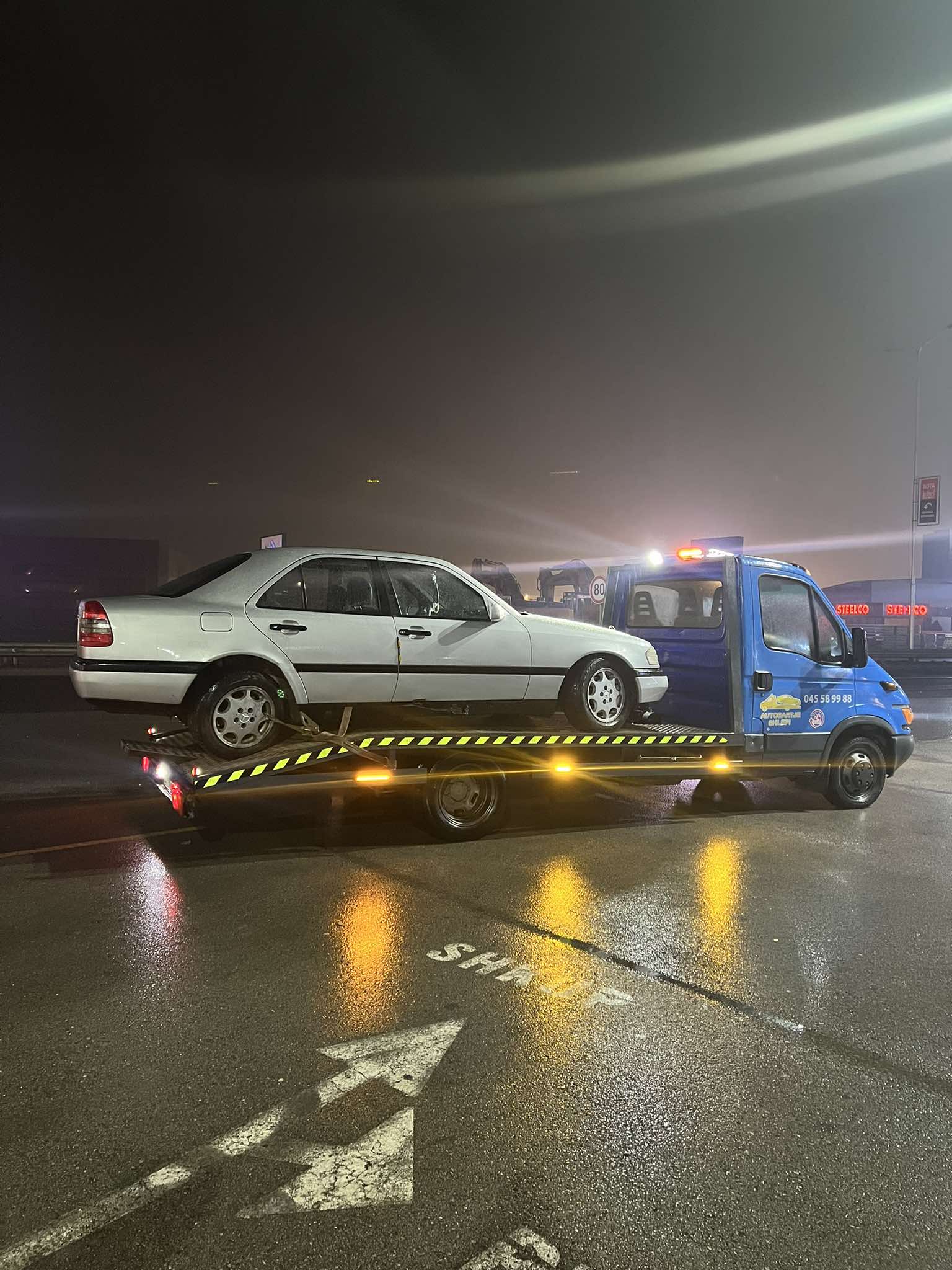Autobartje makine me siguri të lartë Shërbim autobartje në aksident