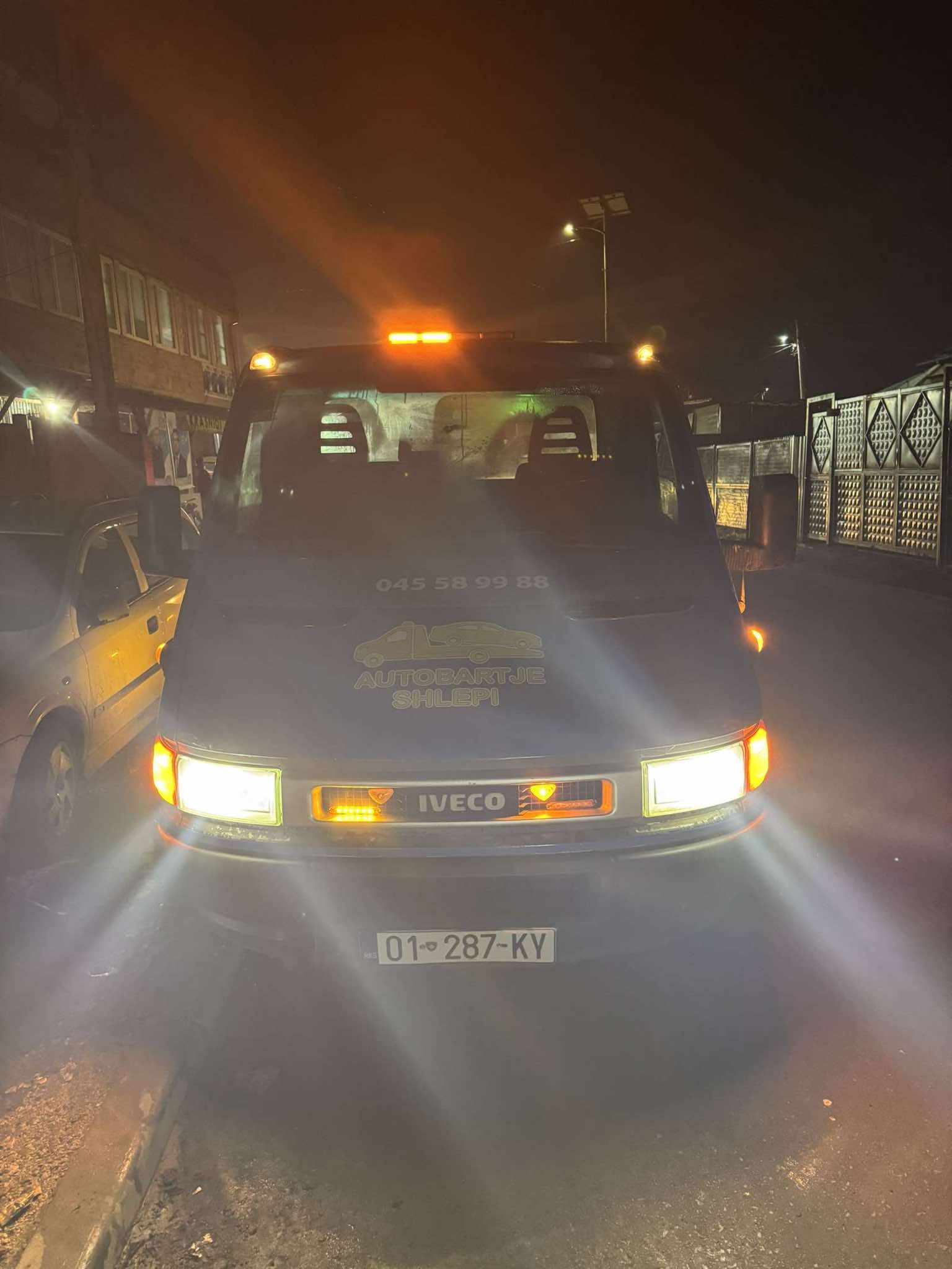 Autobartje për makina të dëmtuara Autobartje e makinës në Kosovë